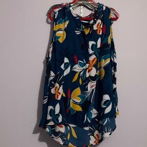 Floral Sleeveless Blouse